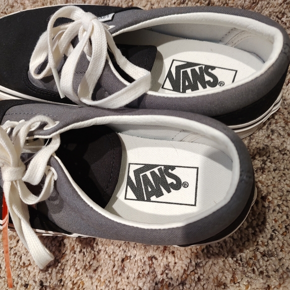 New Vans Era Platform (2-Tone) Low Top Sneakers, M 5.5 W 7  Black and grey - Picture 6 of 8